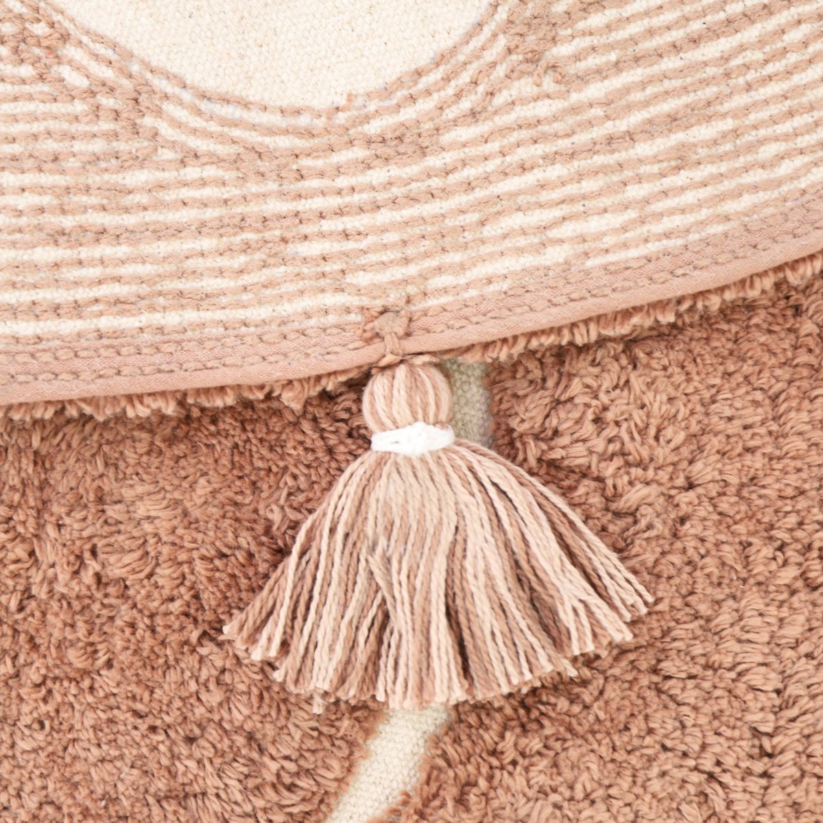 Tapis enfant coton rond avec pompons YVA brun rose, NATTIOT