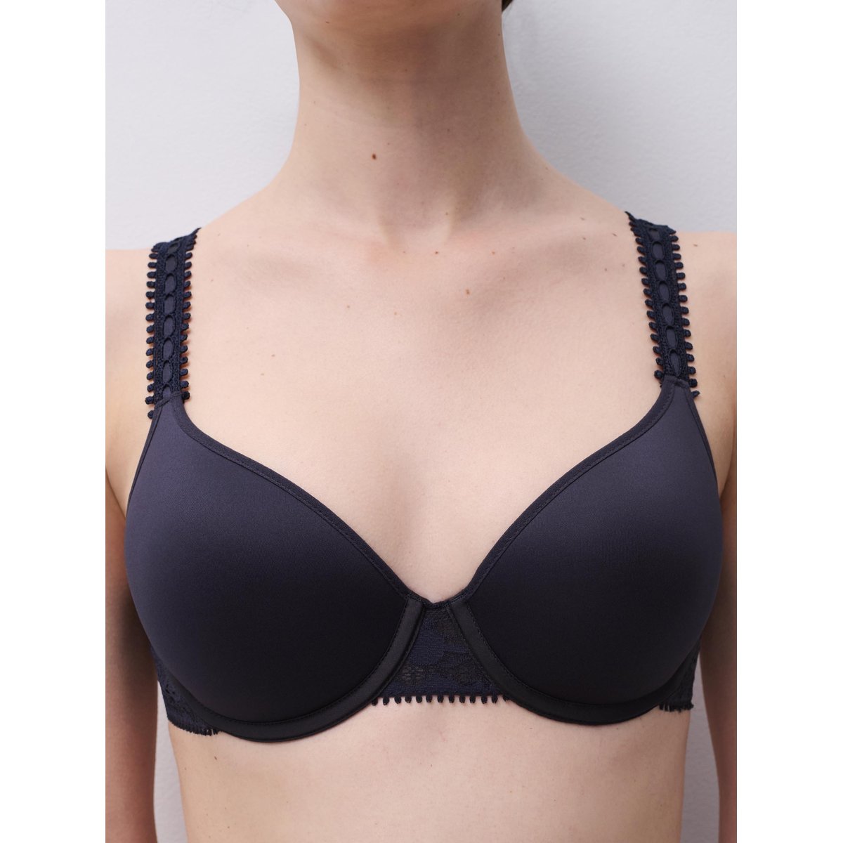 Soutien-gorge mémoire de forme emboîtant DAY TO NIGHT bleu infini, CHANTELLE