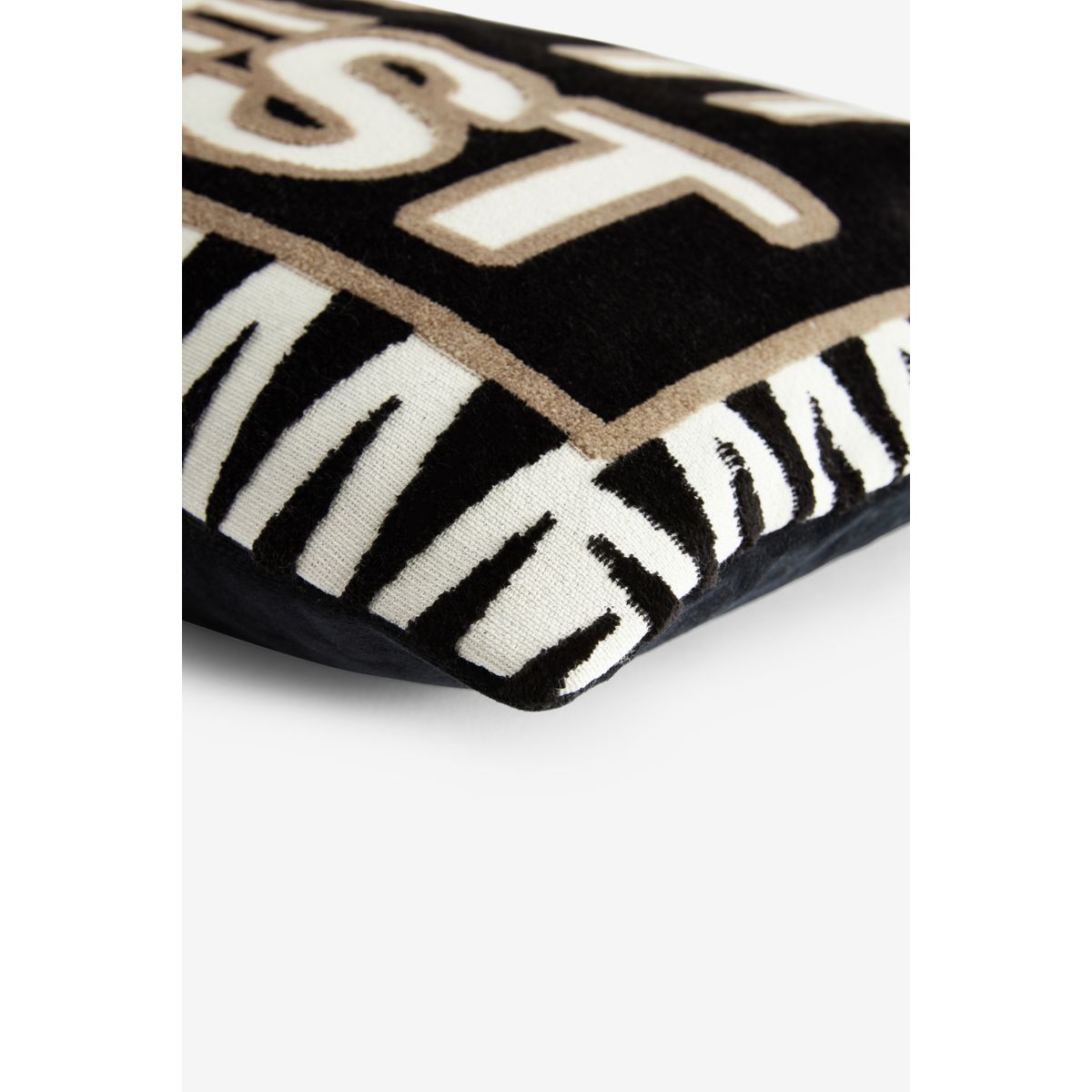 Coussin en velours give it a rest monochrome, NEXT