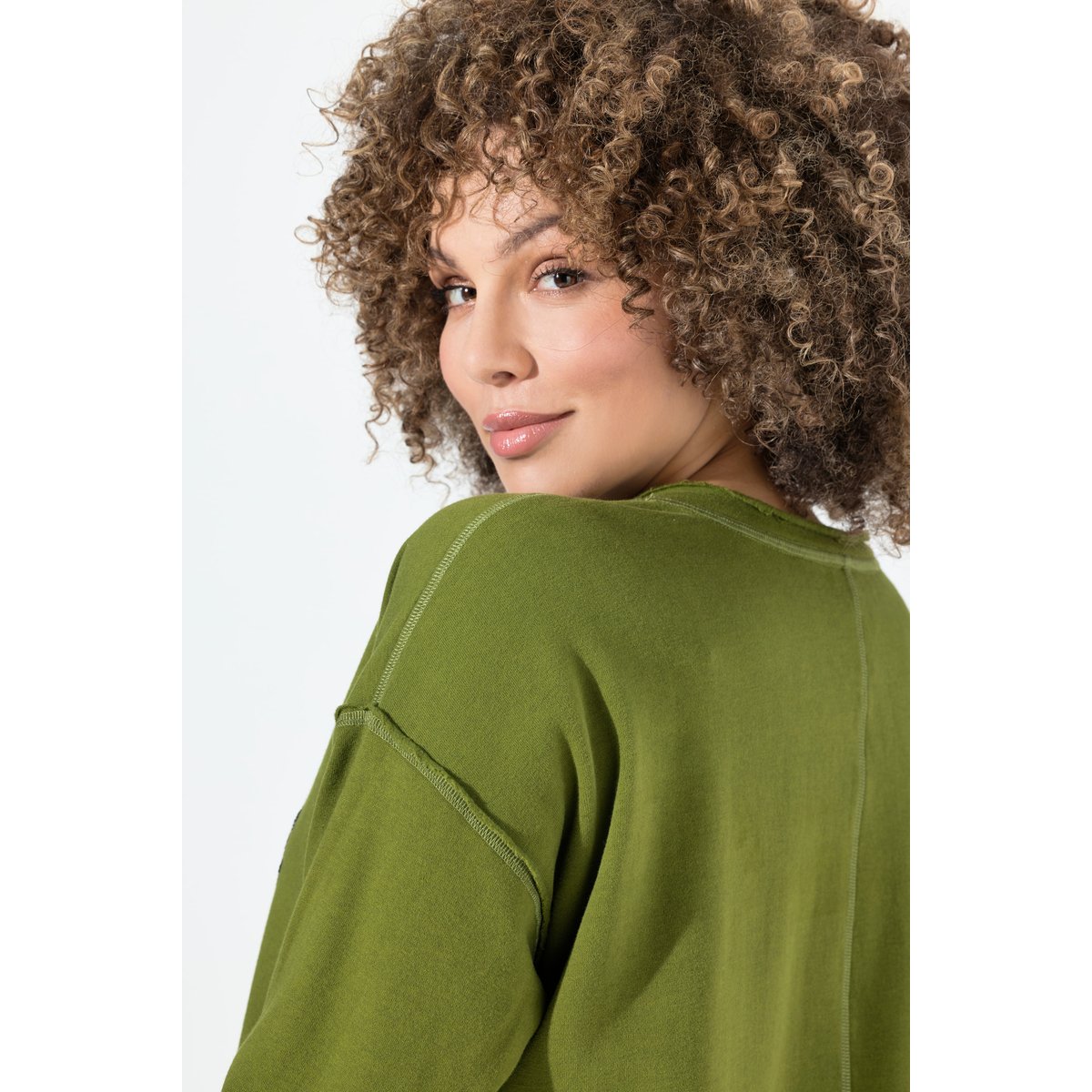 Sweat-shirt à encolure en V et vert sapin, ULLA POPKEN
