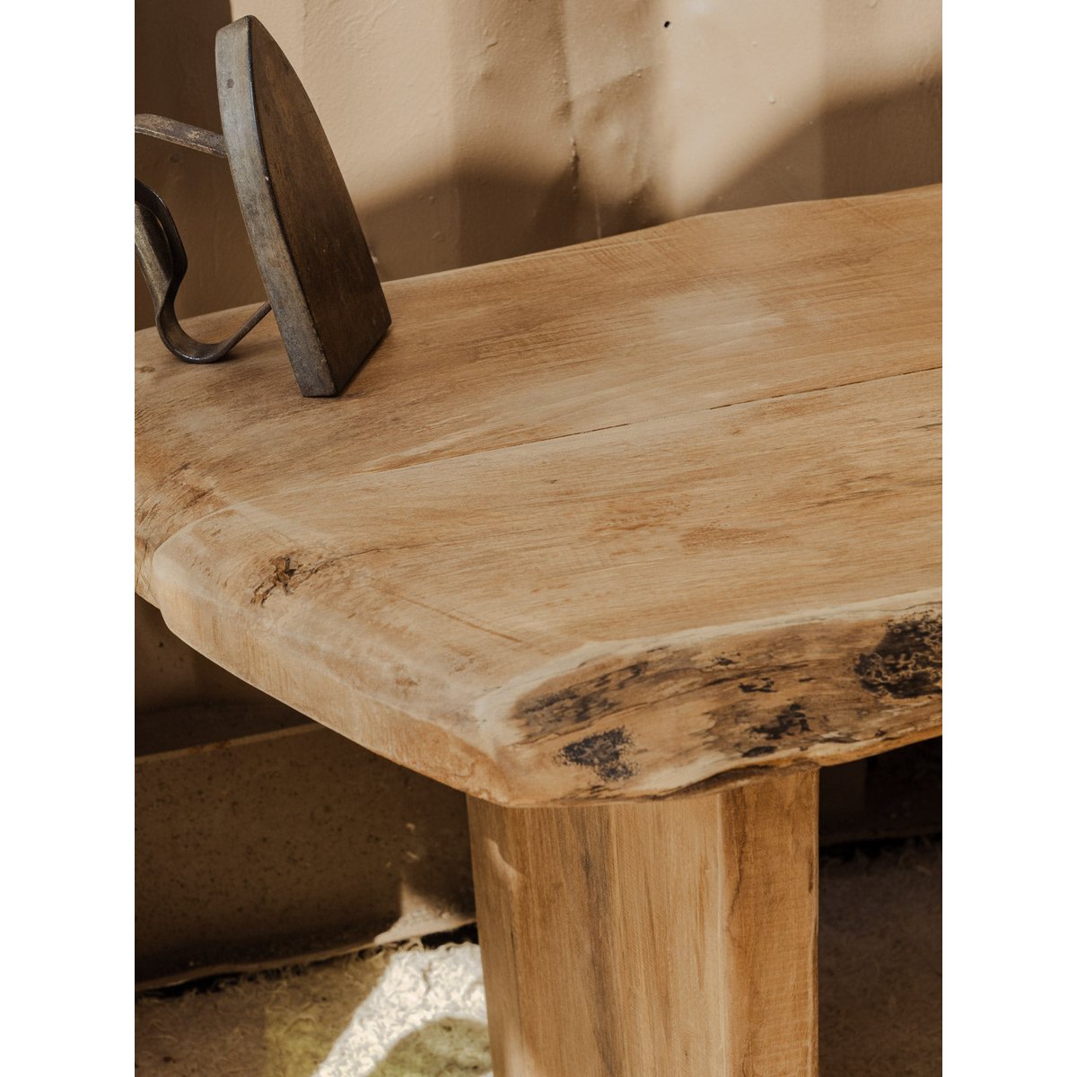 Table basse en bois Léonie N°957 - Bon état bois clair, DEBONGOUT