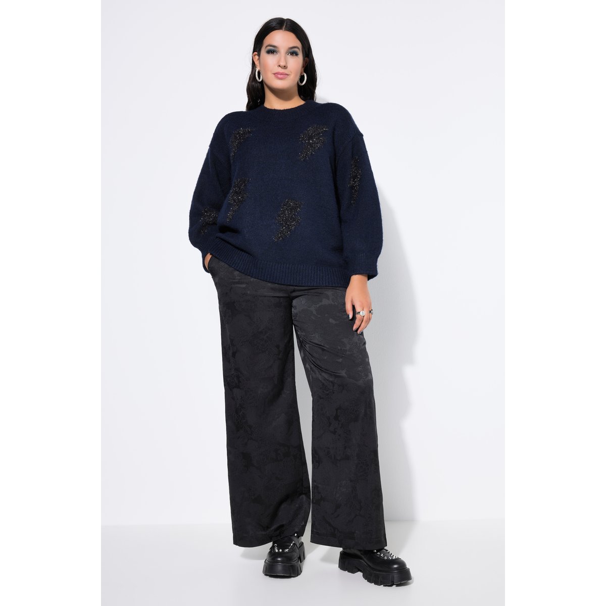 Pantalon en crêpe jacquard, motif à fleurs noir, STUDIO UNTOLD