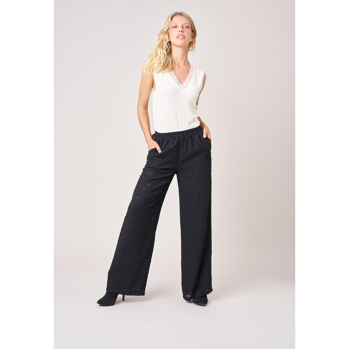 Pantalon large femme à sequins FLORIANA black, DEELUXE