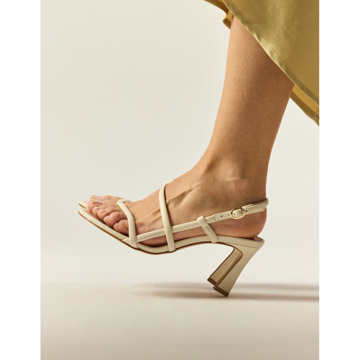 Sandales à talons COLADA cuir écru, ODAJE