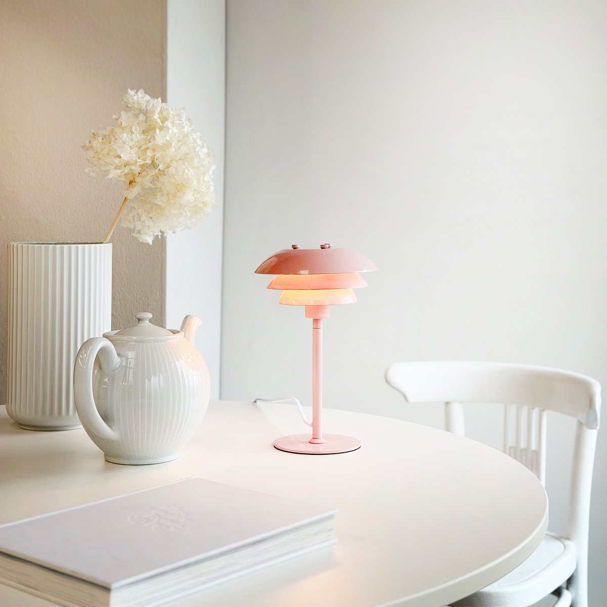 Lampe de table SIXTEEN rose, DYBERG LARSEN