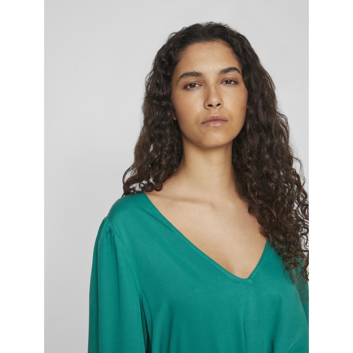 Robe droite, dos en dentelle vert, VILA