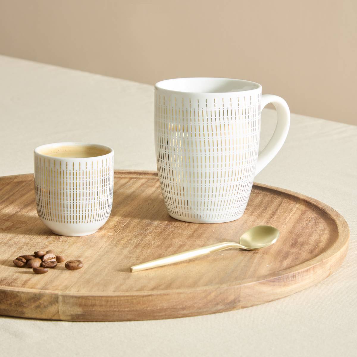 Mug en porcelaine LUNIS doré, ATMOSPHERA