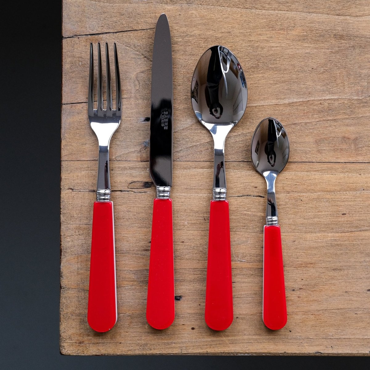 Fourchette de table, Duo rouge, SABRE