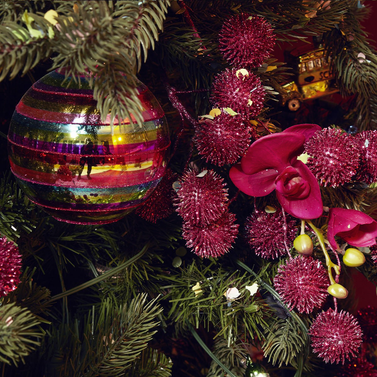 Branche de noël de pompons pailletés artificielle H50 argenté, SIA DECO