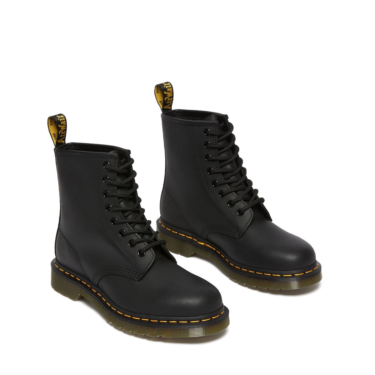 1460 boots in Greasy leer zwart, DR. MARTENS