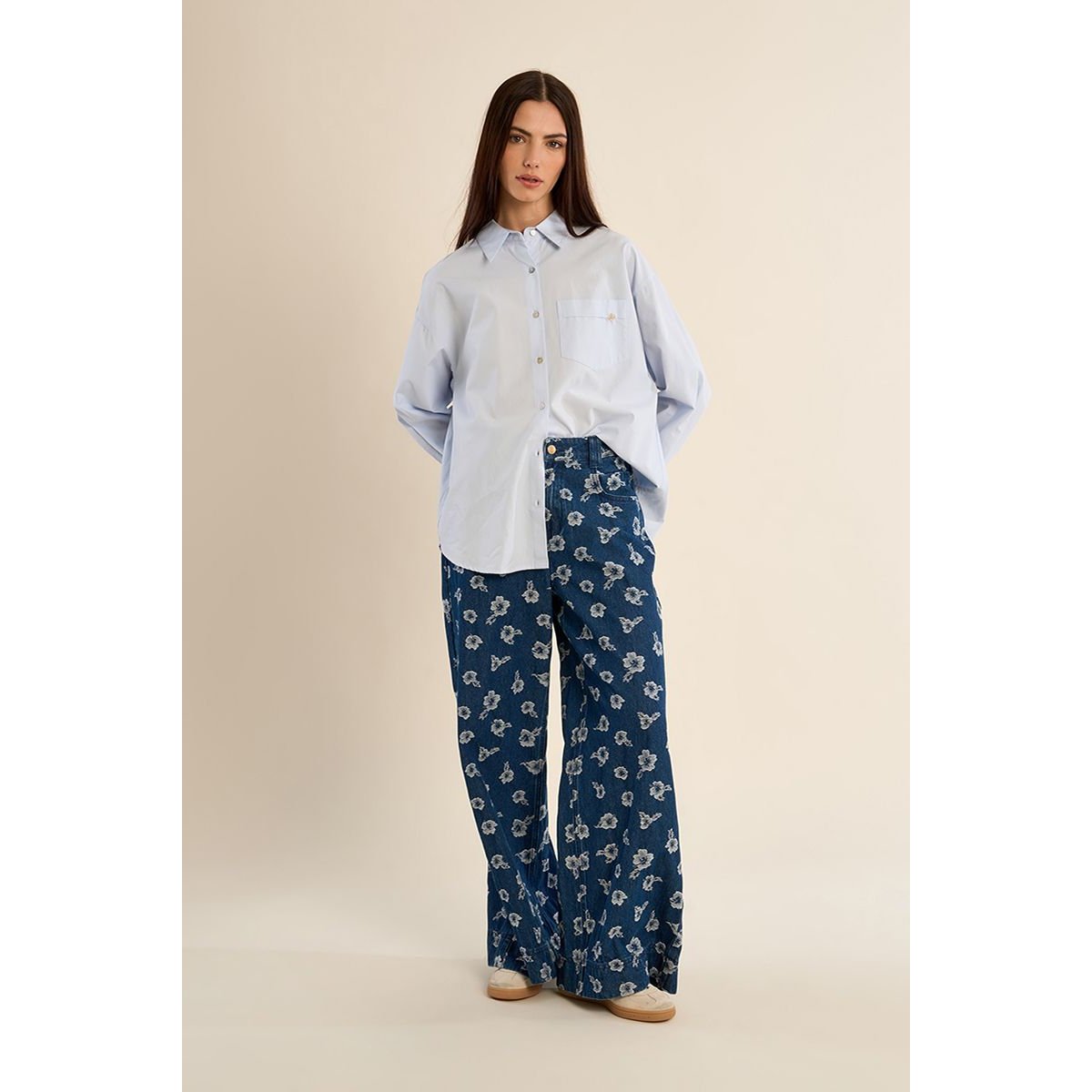 Chemise droite à trèfle brodé light blue, MOLLY BRACKEN