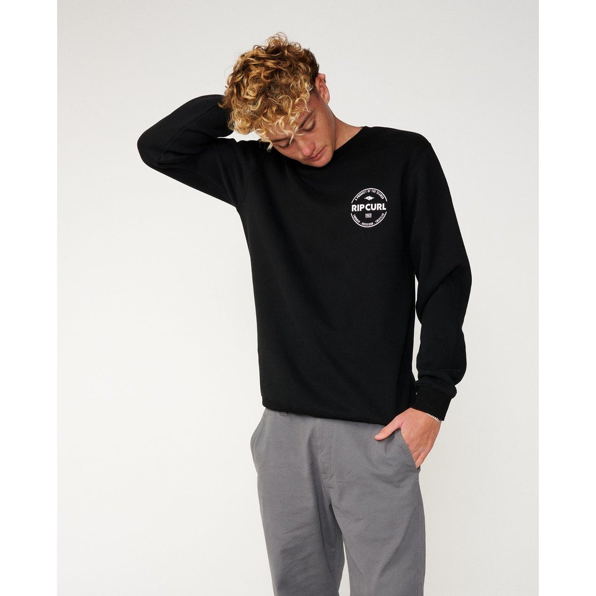 Sweat col rond STAPLE black, RIP CURL