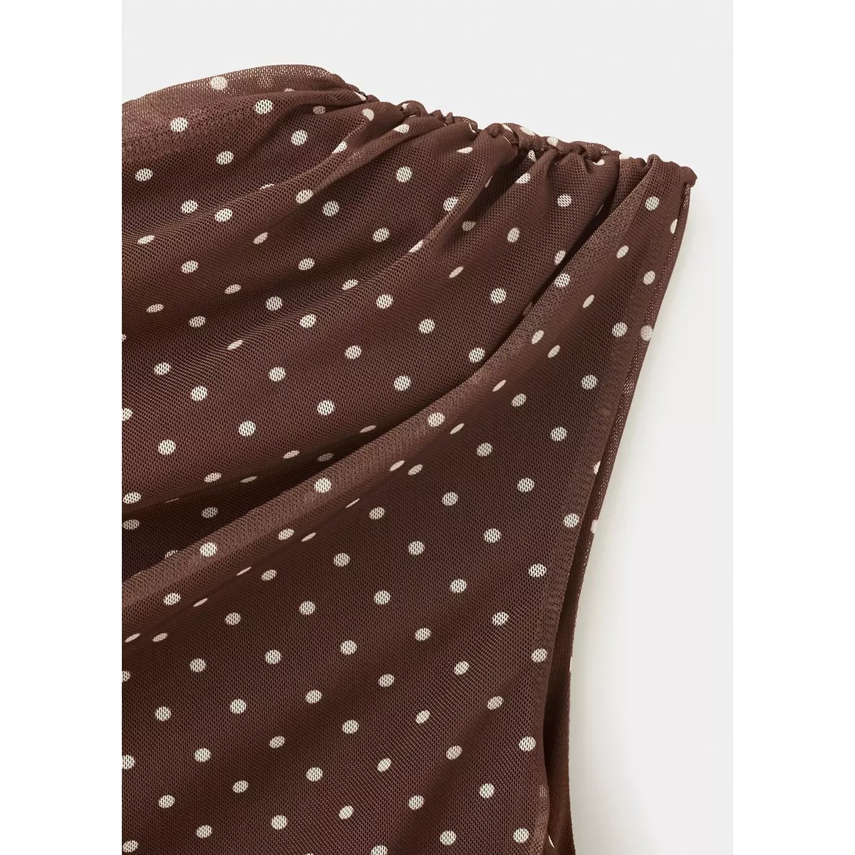 Top asymétrique à pois marron, MANGO