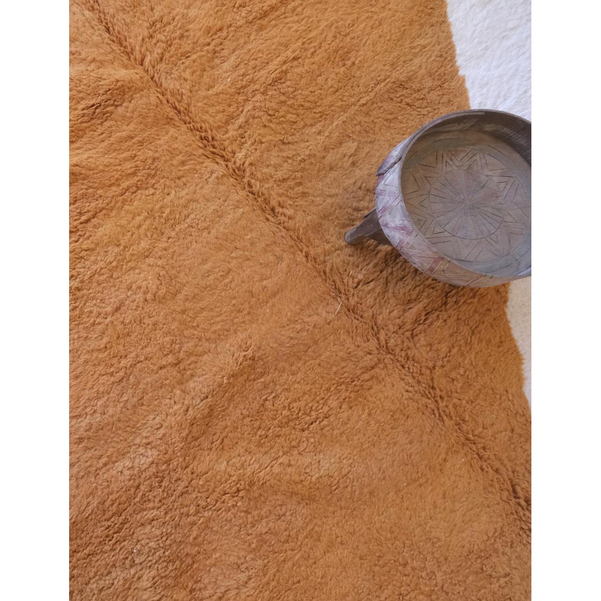 Tapis berbère sobre et raffiné noué main en laine 258 x 347 cm orange terre cuite, AFK LIVING