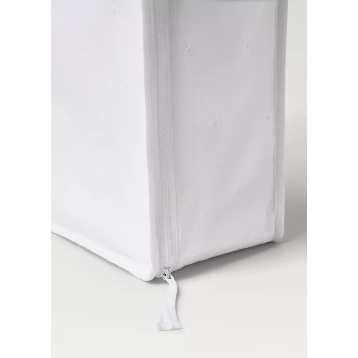 Boîte de rangement avec détails brodés blanc, MANGO HOME