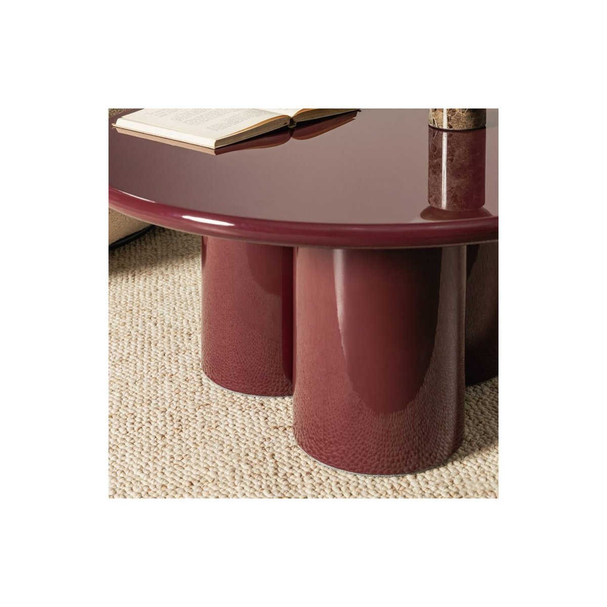 Table basse ronde, BURGUN bordeaux brillant, RECOLLECTION