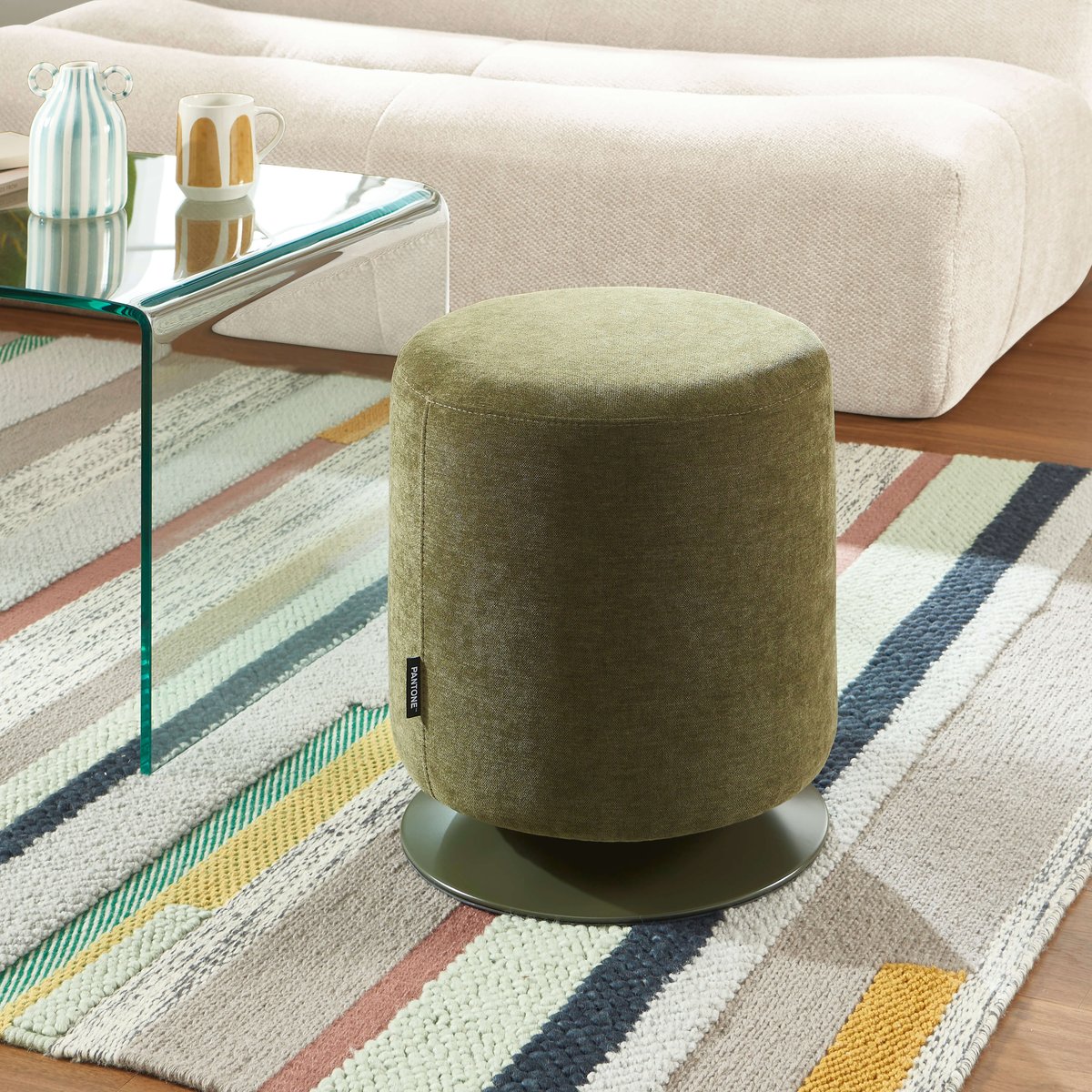 Pouf en tissu et pied pivotant en acier vert olive, PANTONE