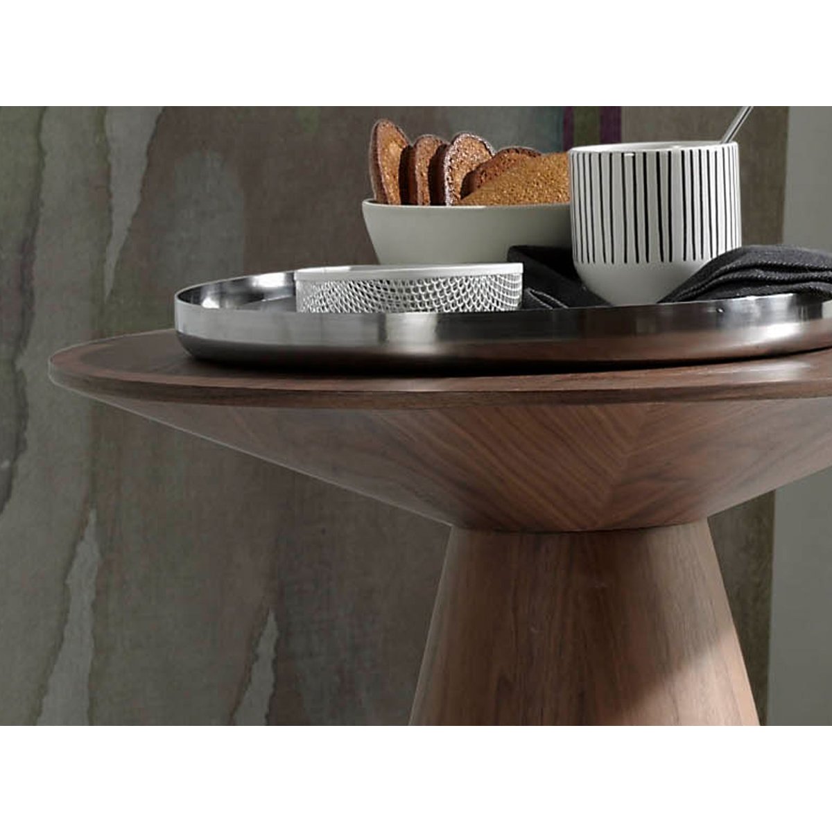 Table d'angle ronde en noyer noyer, ANGEL CERDA