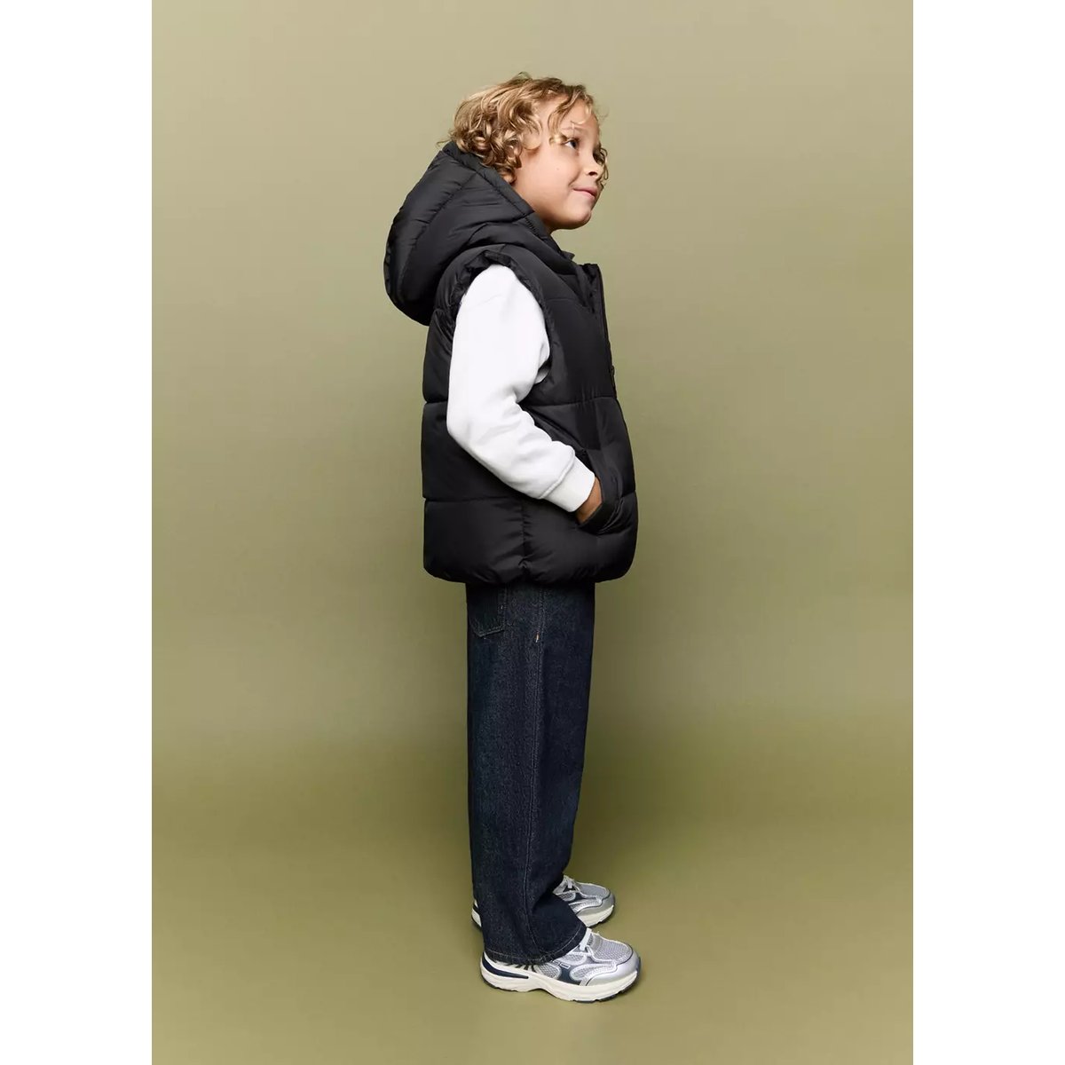 Gilet matelassé à capuche noir, MANGO BABY