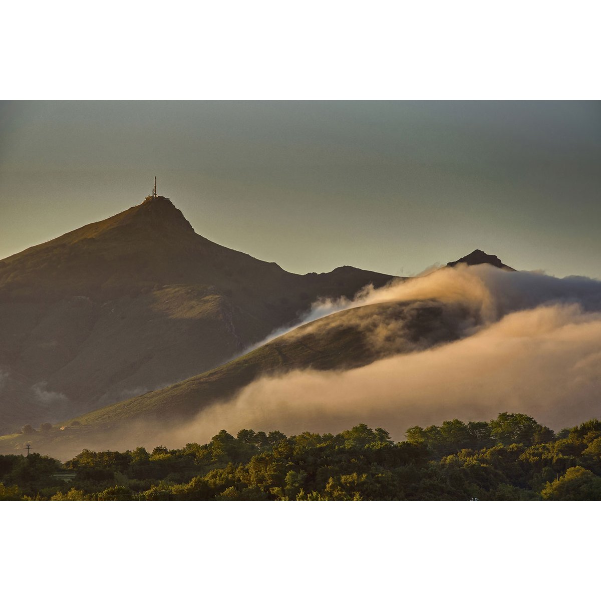 Tableau la montagne de la rhune tableau alu dibond, HEXOA