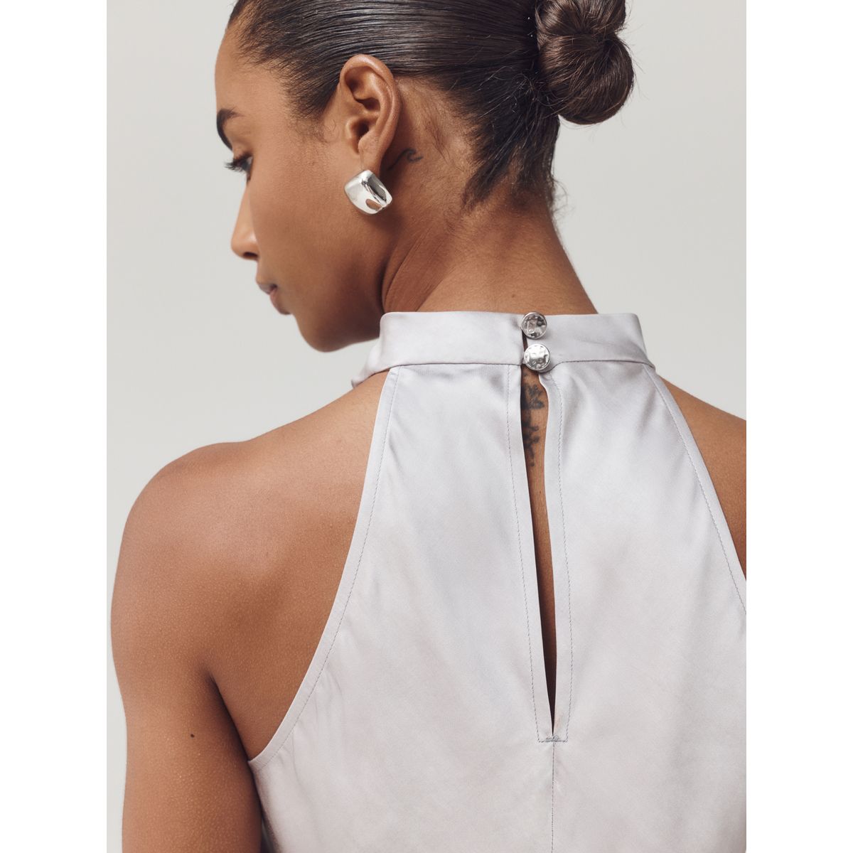 Haut dos nu en satin argent, NEXT