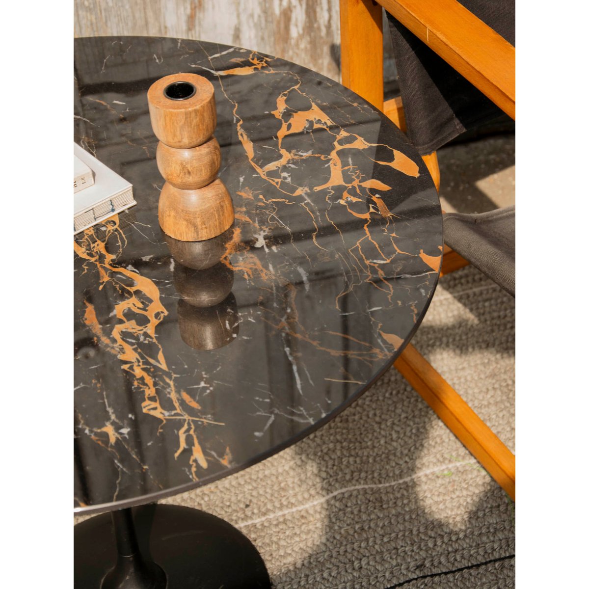 Table basse Tulip de Sovet Donna N°1097 - Bon état noir, DEBONGOUT