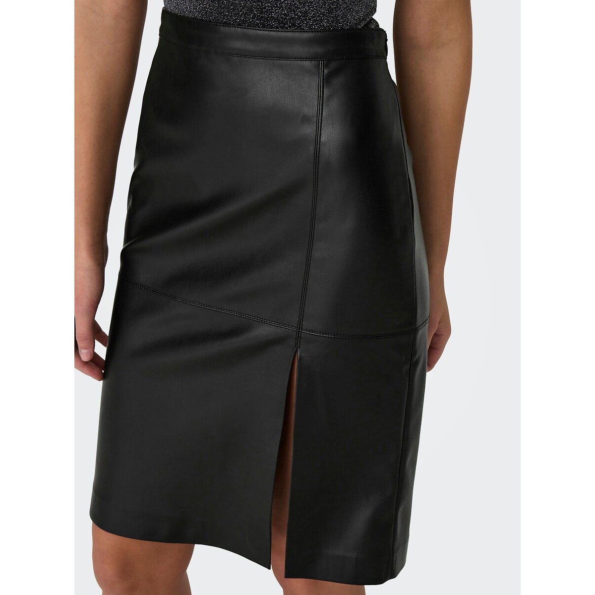 Fitted Skirt in Faux Leather black, ONLY