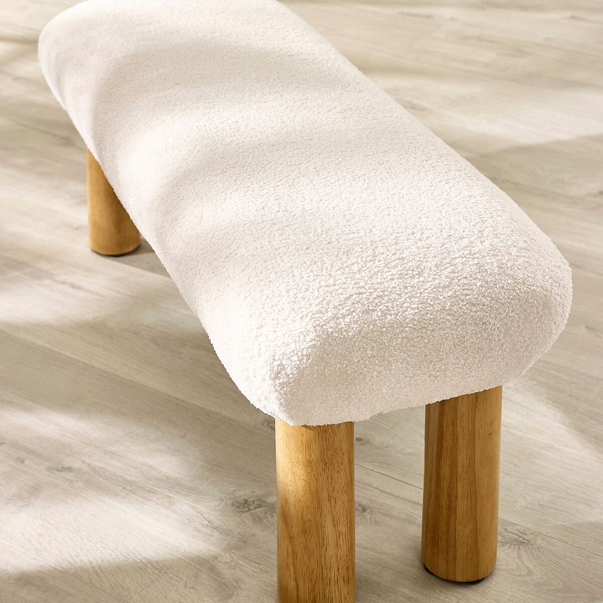 Fiona Boucle & Solid Wood Legs Low Bench white, SO'HOME