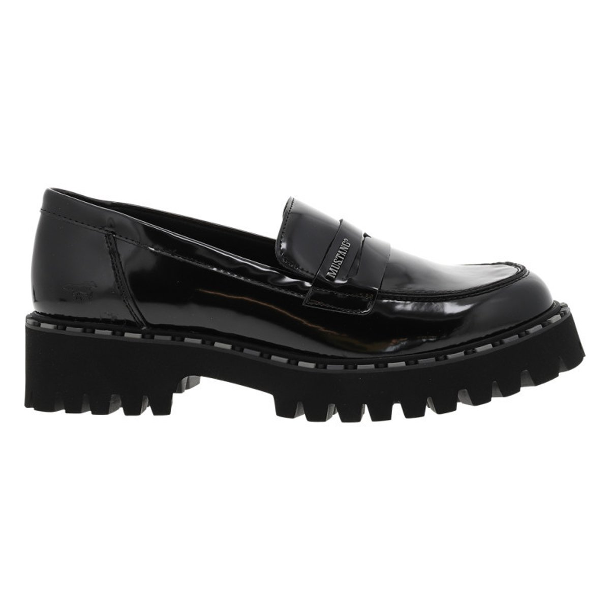 Mocassins noirs vernis avec un talon décroché bas et à slip-on noirs vernis, MUSTANG