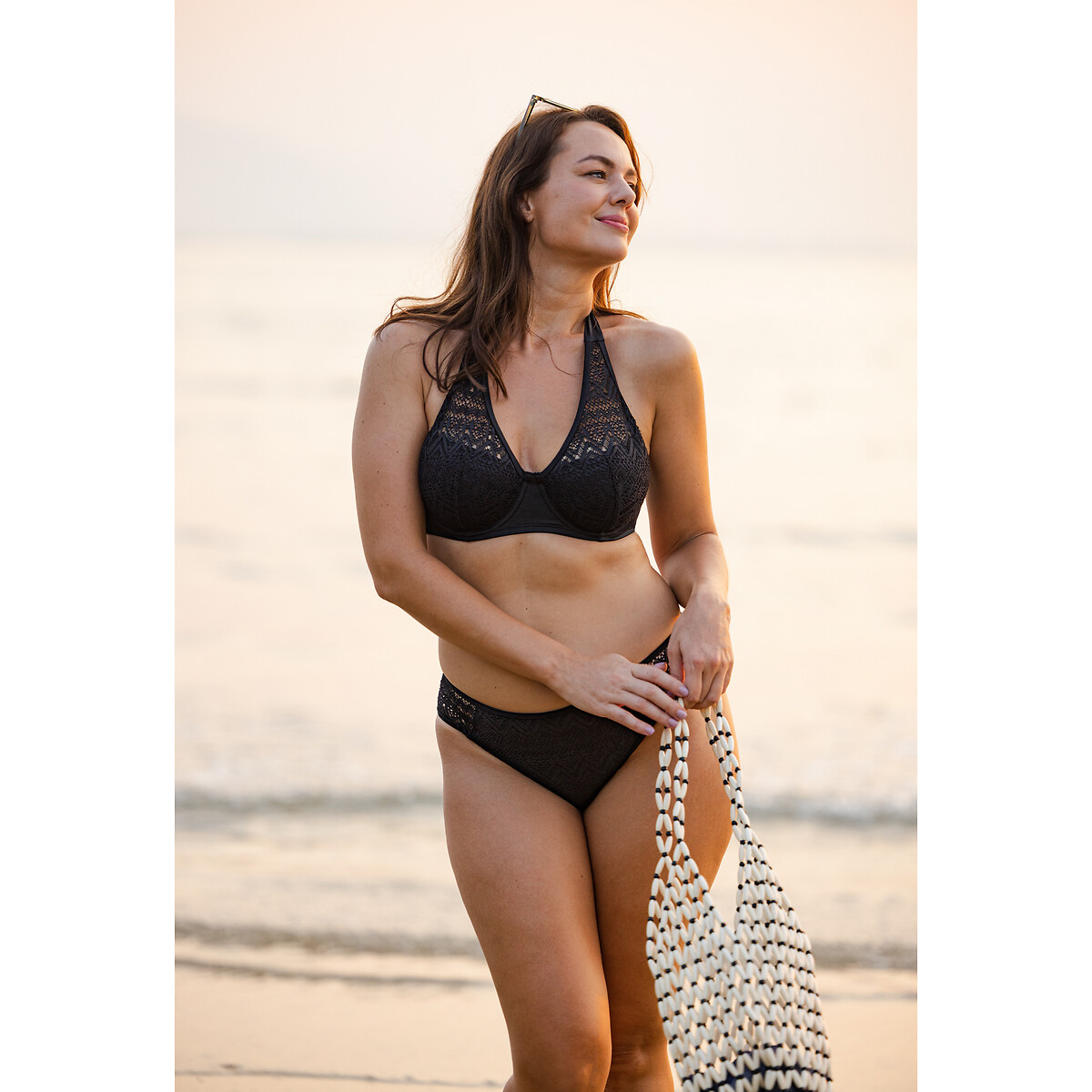 Samoa Bikini Top black, DORINA