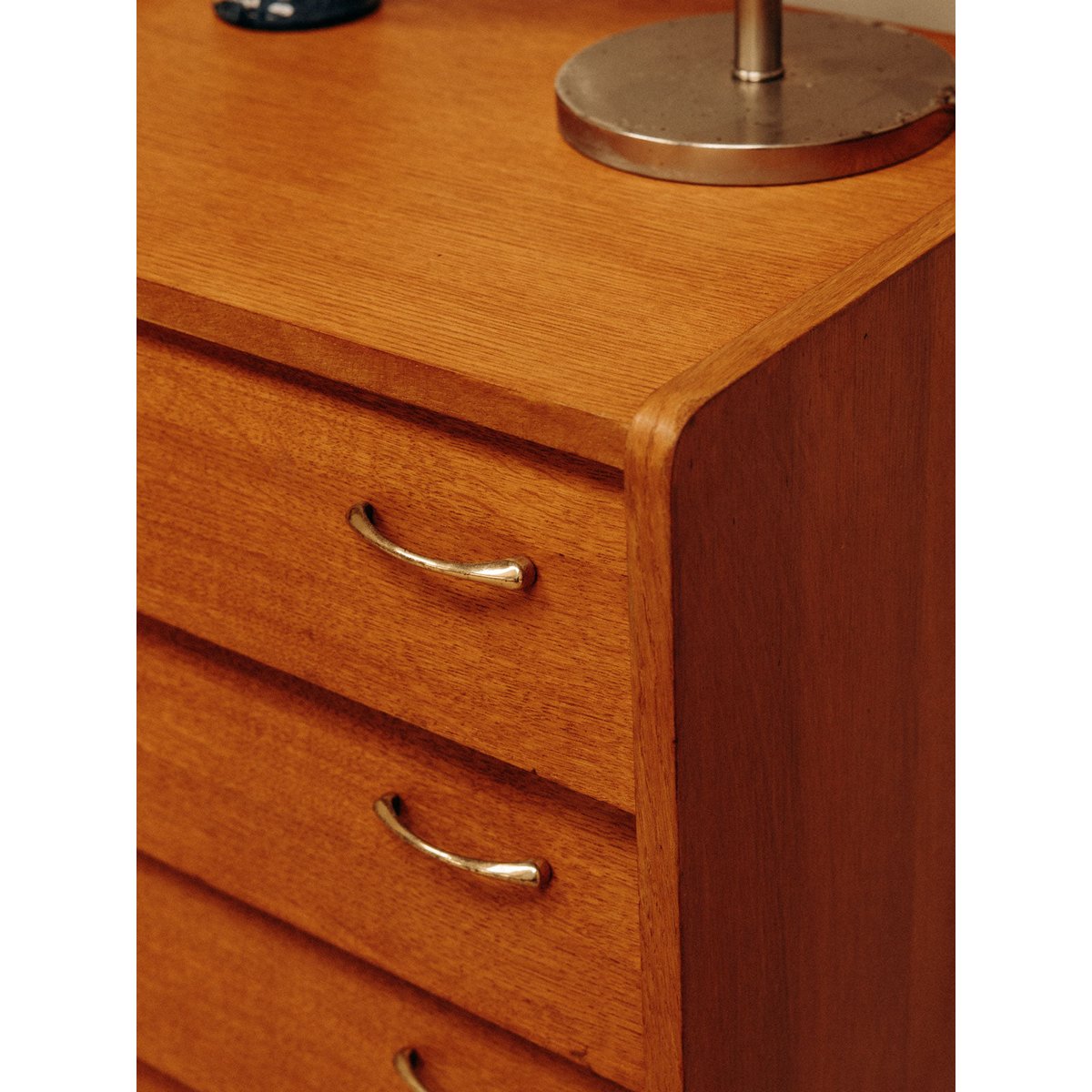 Commode chiffonnier vintage Olga N°677 - Bon état bois clair, DEBONGOUT