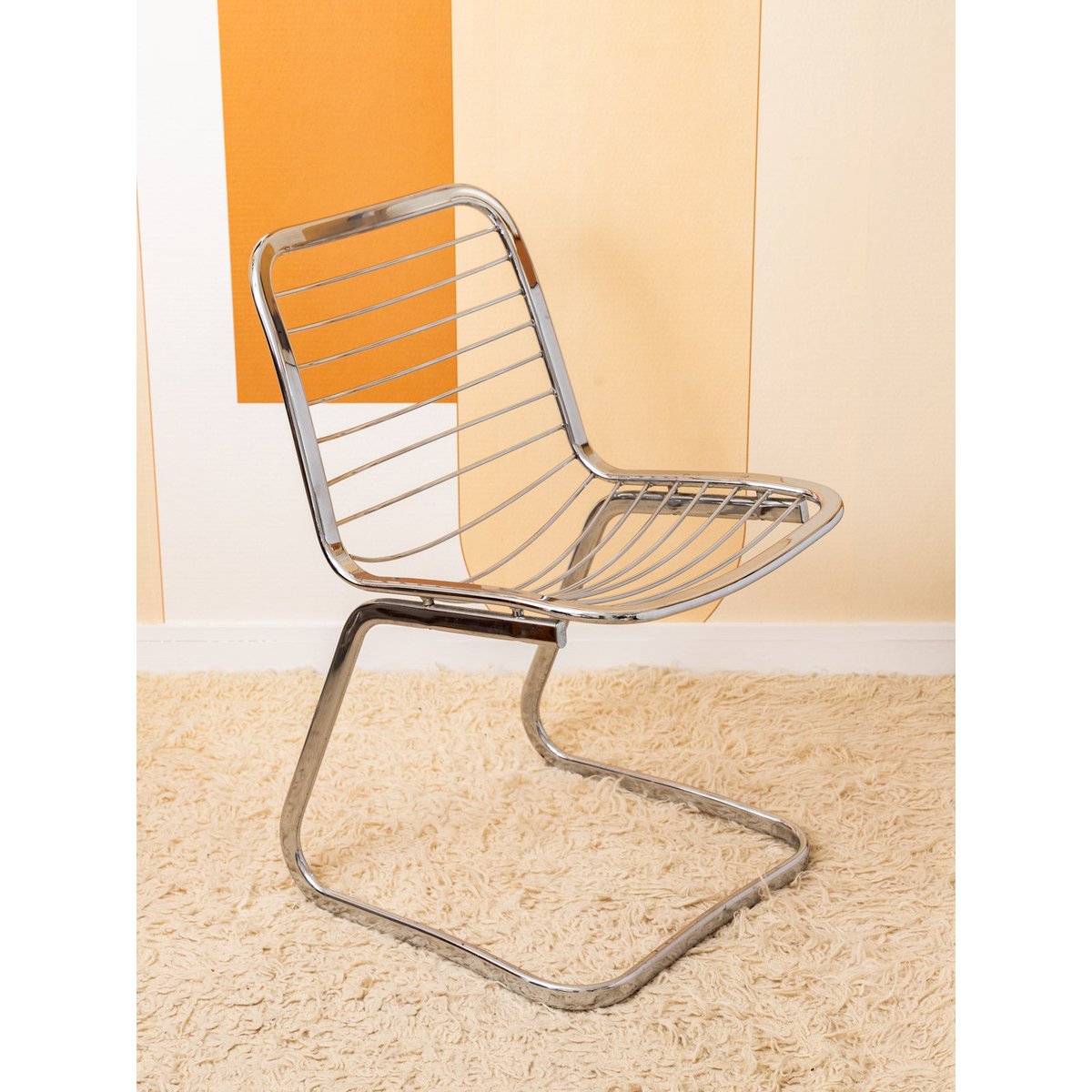 Lot de deux chaises design Alma N°1993 - Bon état argenté, DEBONGOUT
