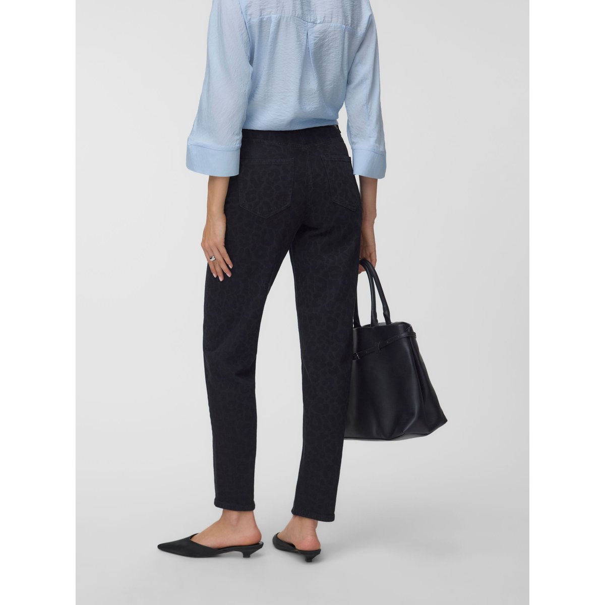 Jean Mom black denim, VERO MODA