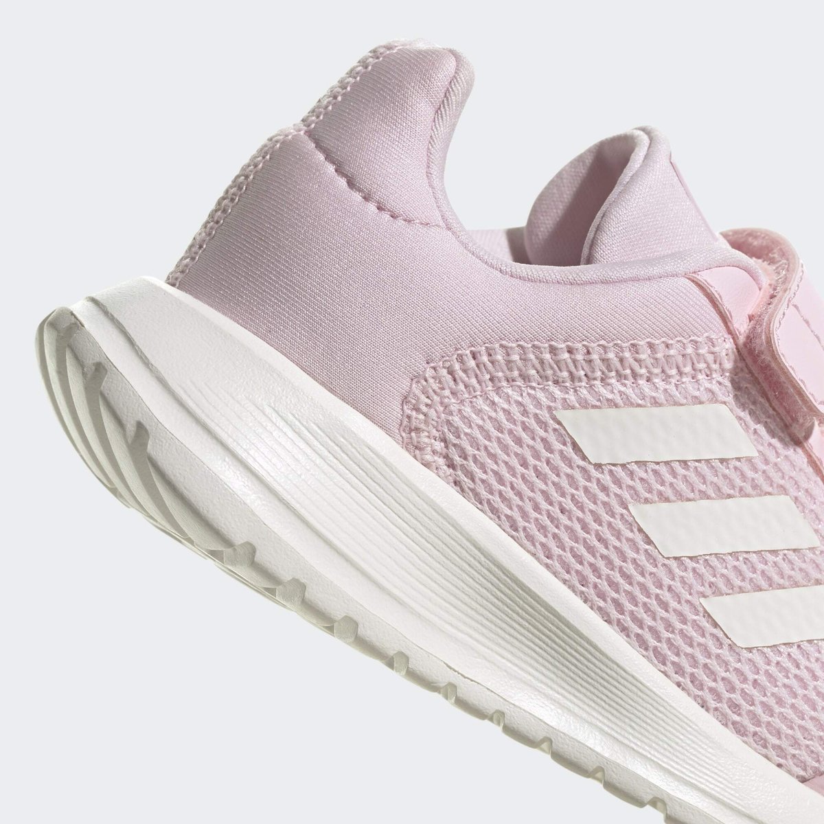 Baskets Scrachées Tensaur Run clear pink / core white / clear pink, adidas Performance