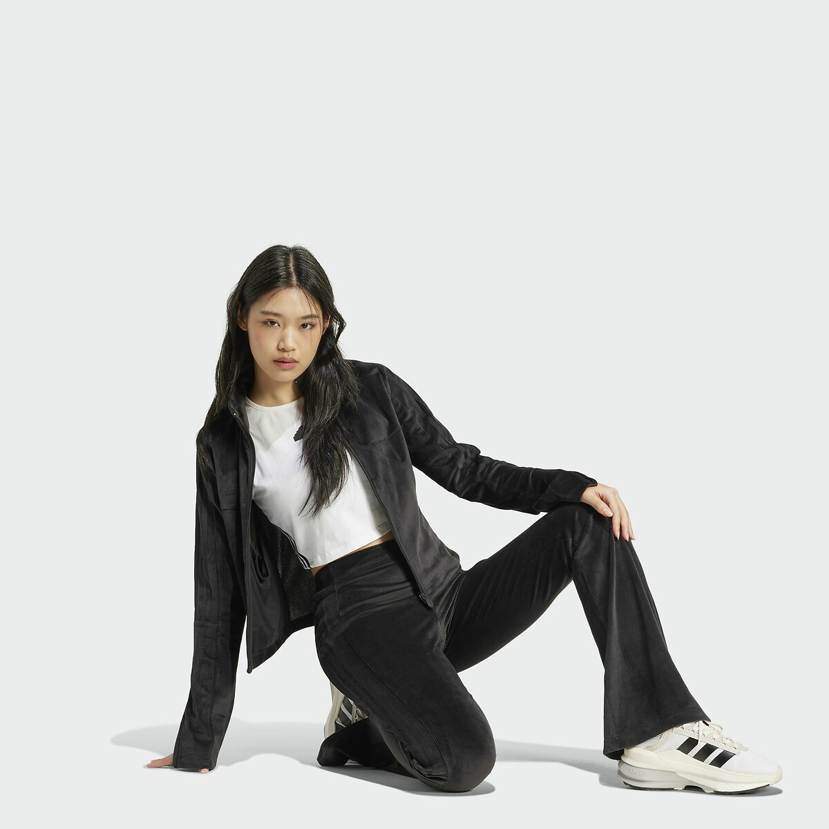 Tiro Cut 3 Stripes Flared Leggings in Velour black, ADIDAS SPORTSWEAR