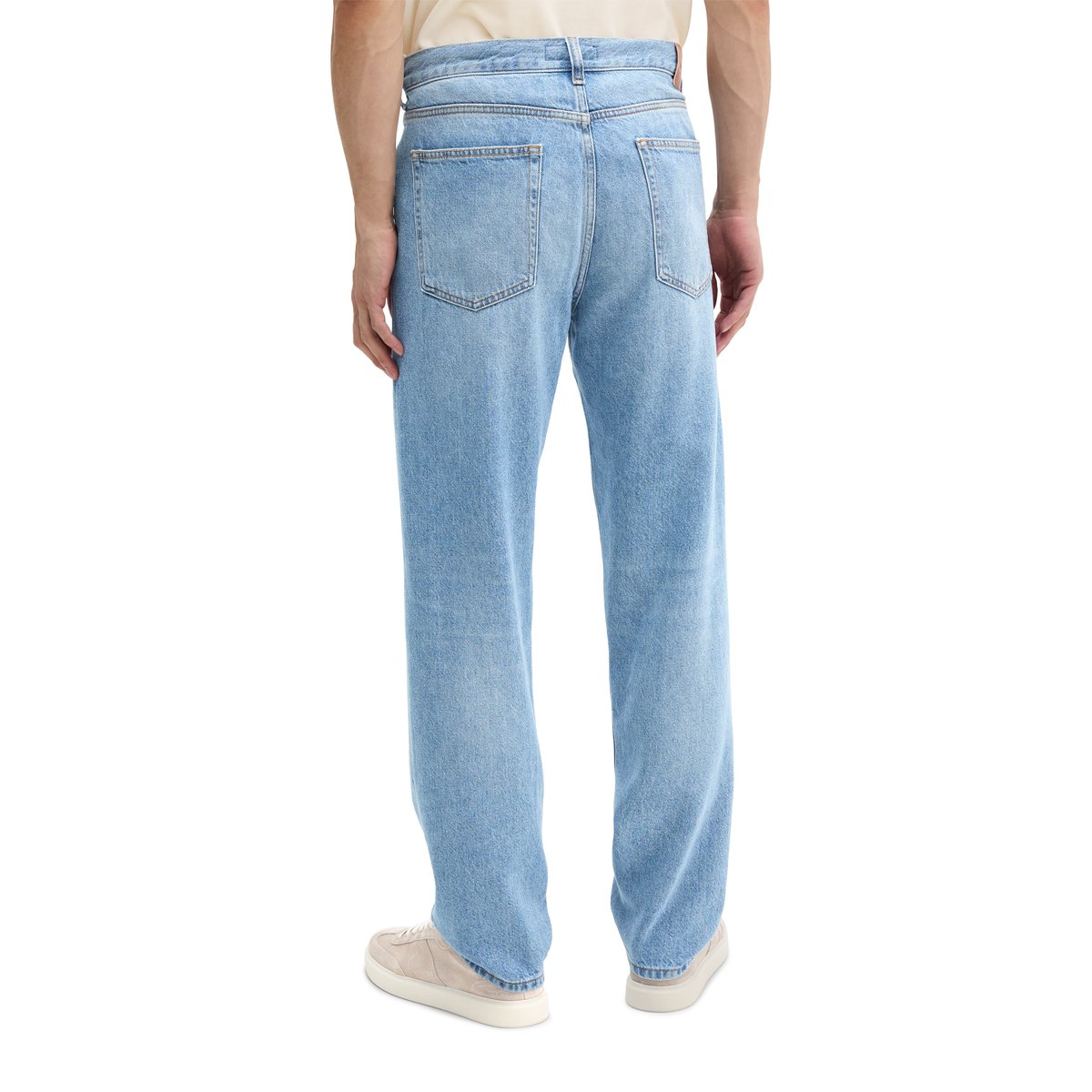 Jeans modèle Kalmo droit en lyocell TENCEL™ particulièrement doux, en lin et en coton bio bleu moyen, MARC O'POLO