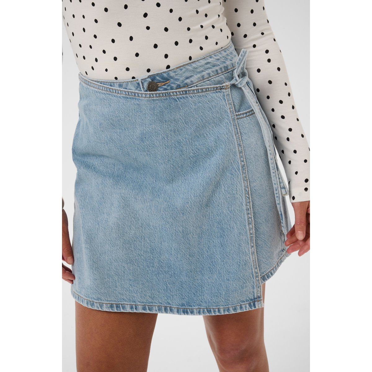 Shorts en jean bleu denim floral light blue washed denim, KAFFE