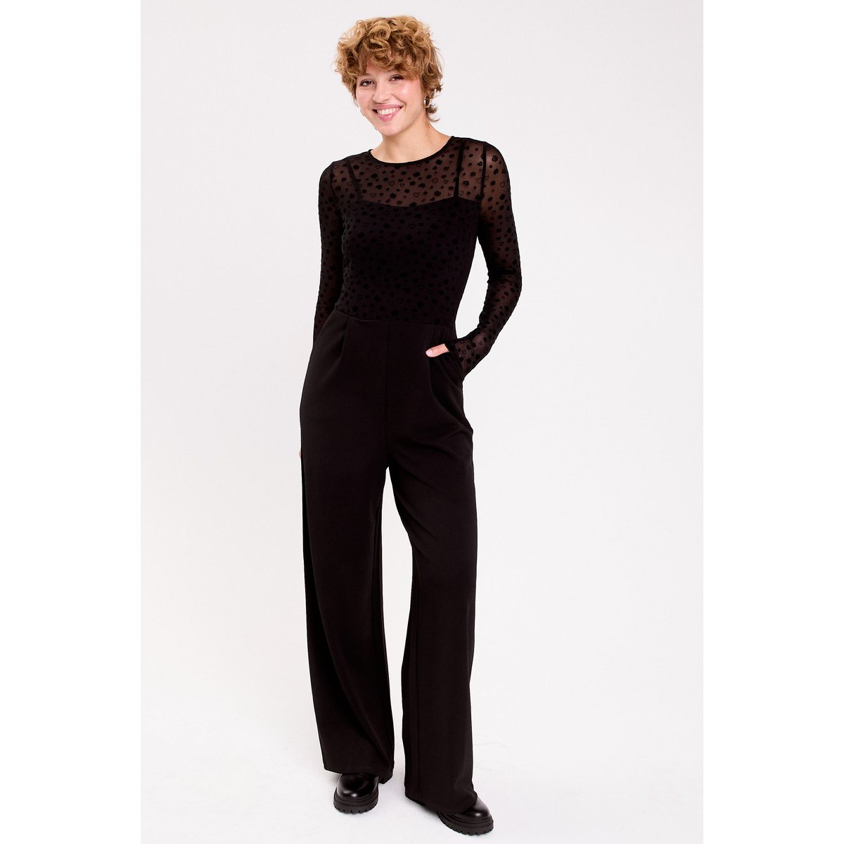 Combinaison aspect dentelle noir, CACHE CACHE