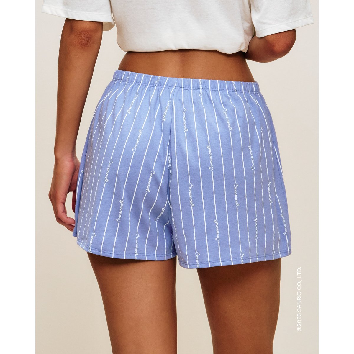 Ensemble t-shirt et short en Jersey Cinnamoroll CINNAMOROLLIZ blanc cassé, UNDIZ