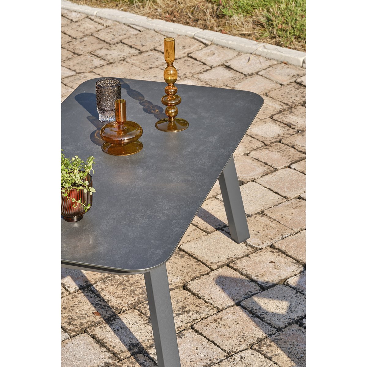 Salon de jardin 4 places en aluminium LISBONNE gris anthracite, DCB GARDEN