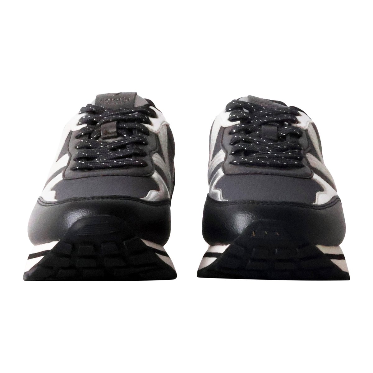 Basket Basse à Lacets noir, VICTORIA