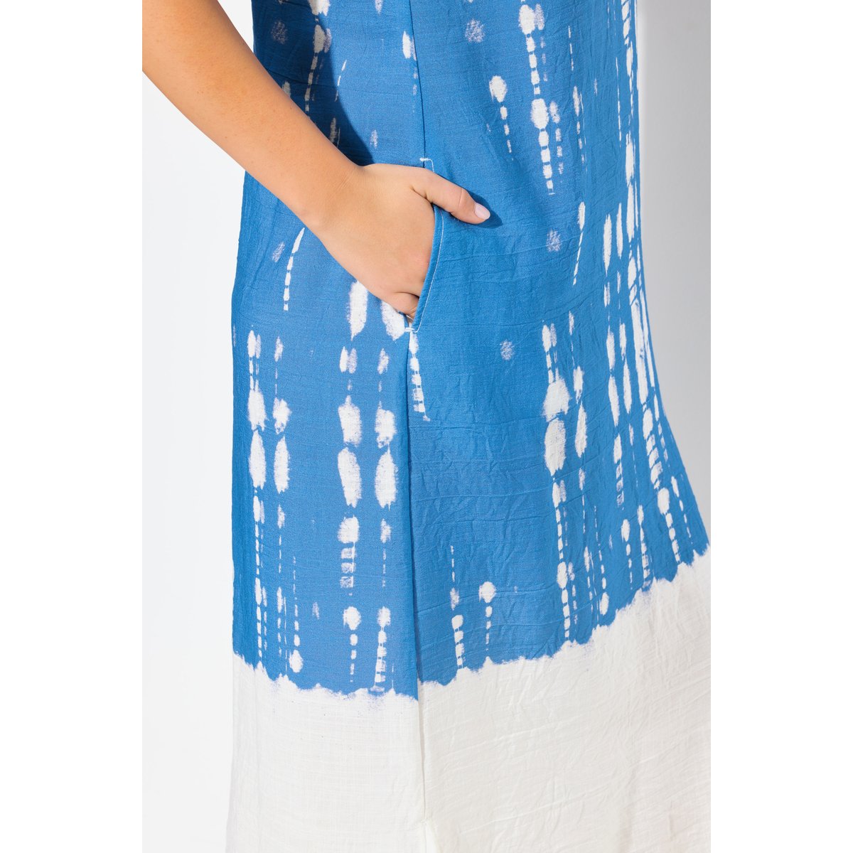 Caftan en lin mélangé. Motif batik. Col V bleu pétrole, ULLA POPKEN