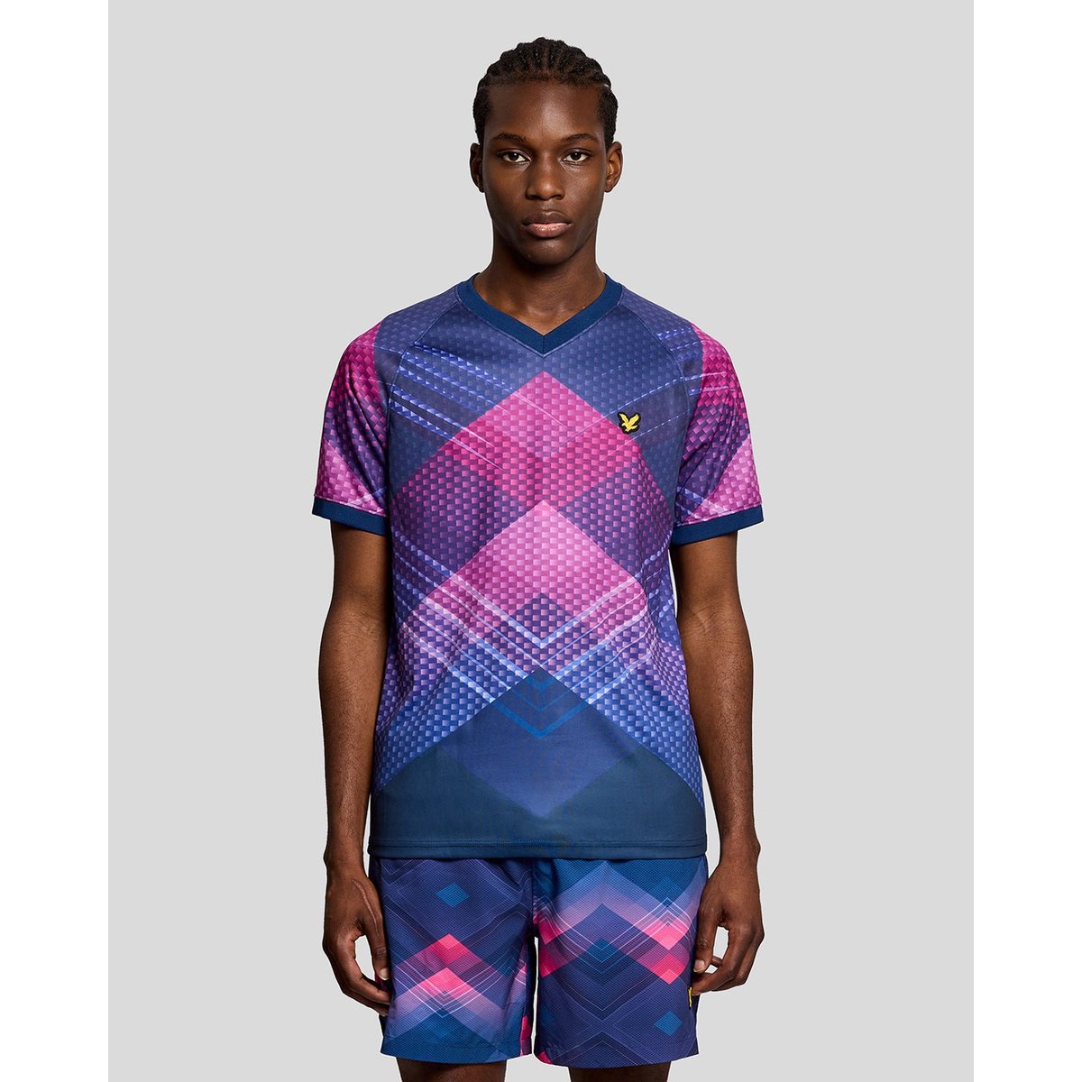 T-shirt Sports chevron football bleu pivoine marine, LYLE & SCOTT