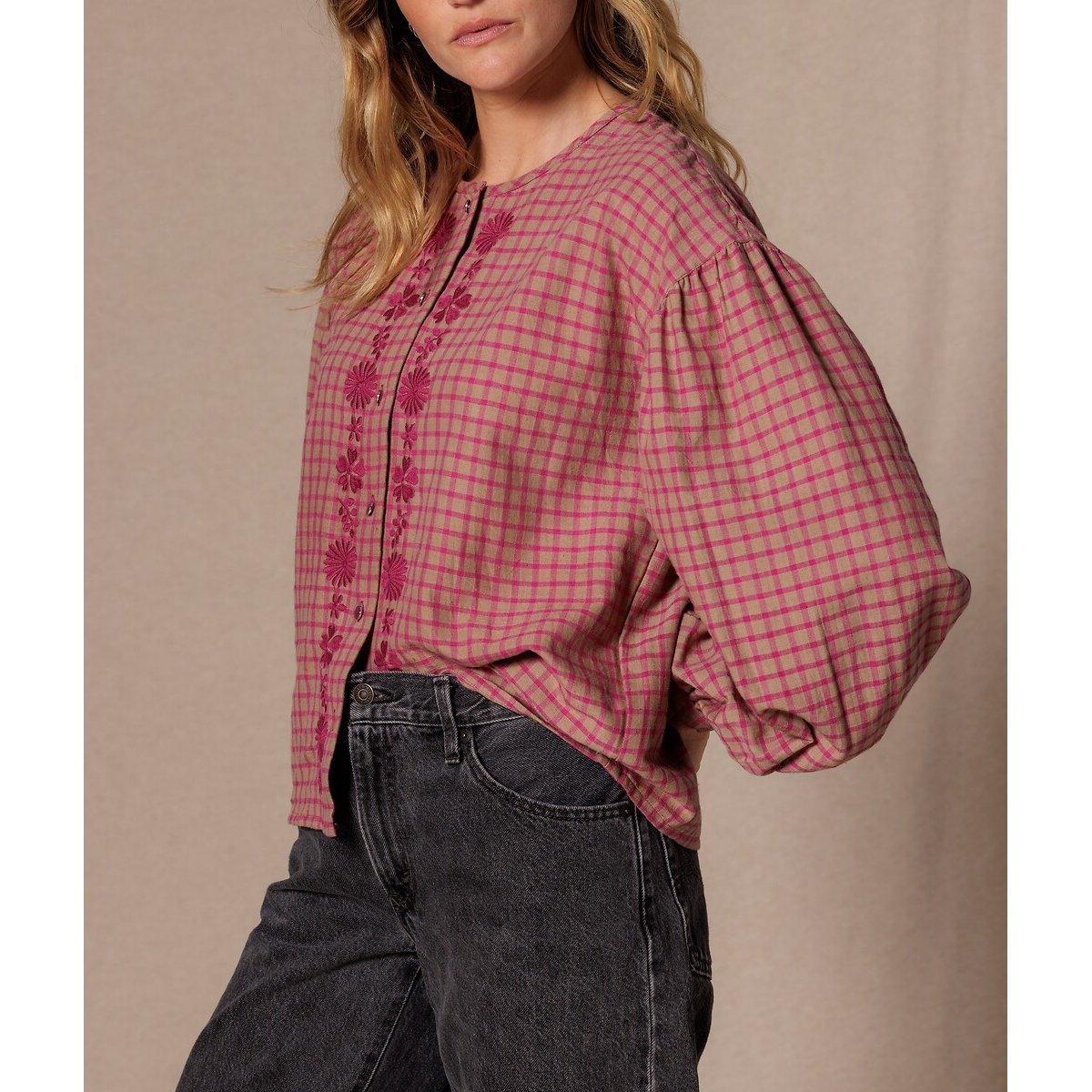 Blouse brodée à carreaux, BINU groseille, APACHES COLLECTIONS