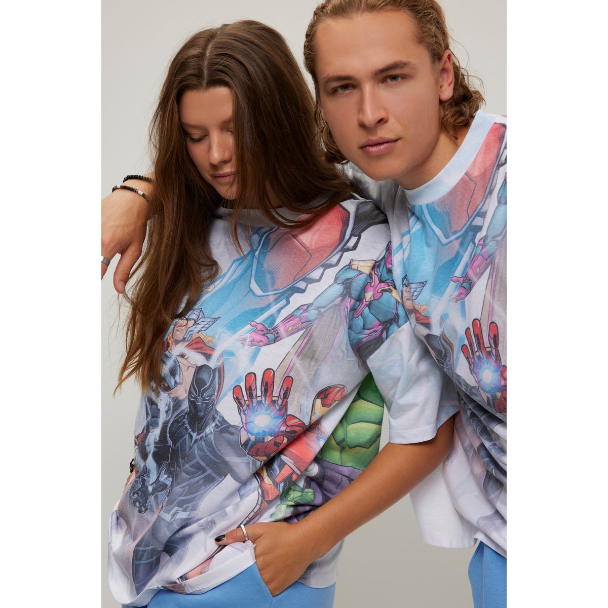 T-shirt oversized à col rond et blanc cassé, STUDIO UNTOLD