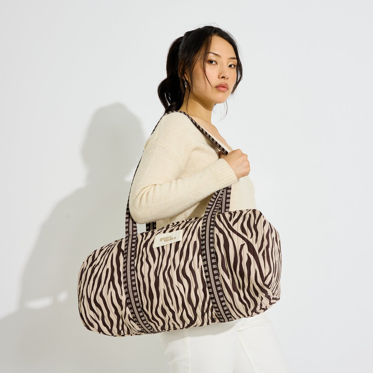 Grand sac week-end imprimé zébré blanc cassé ecru, GRAIN DE MALICE