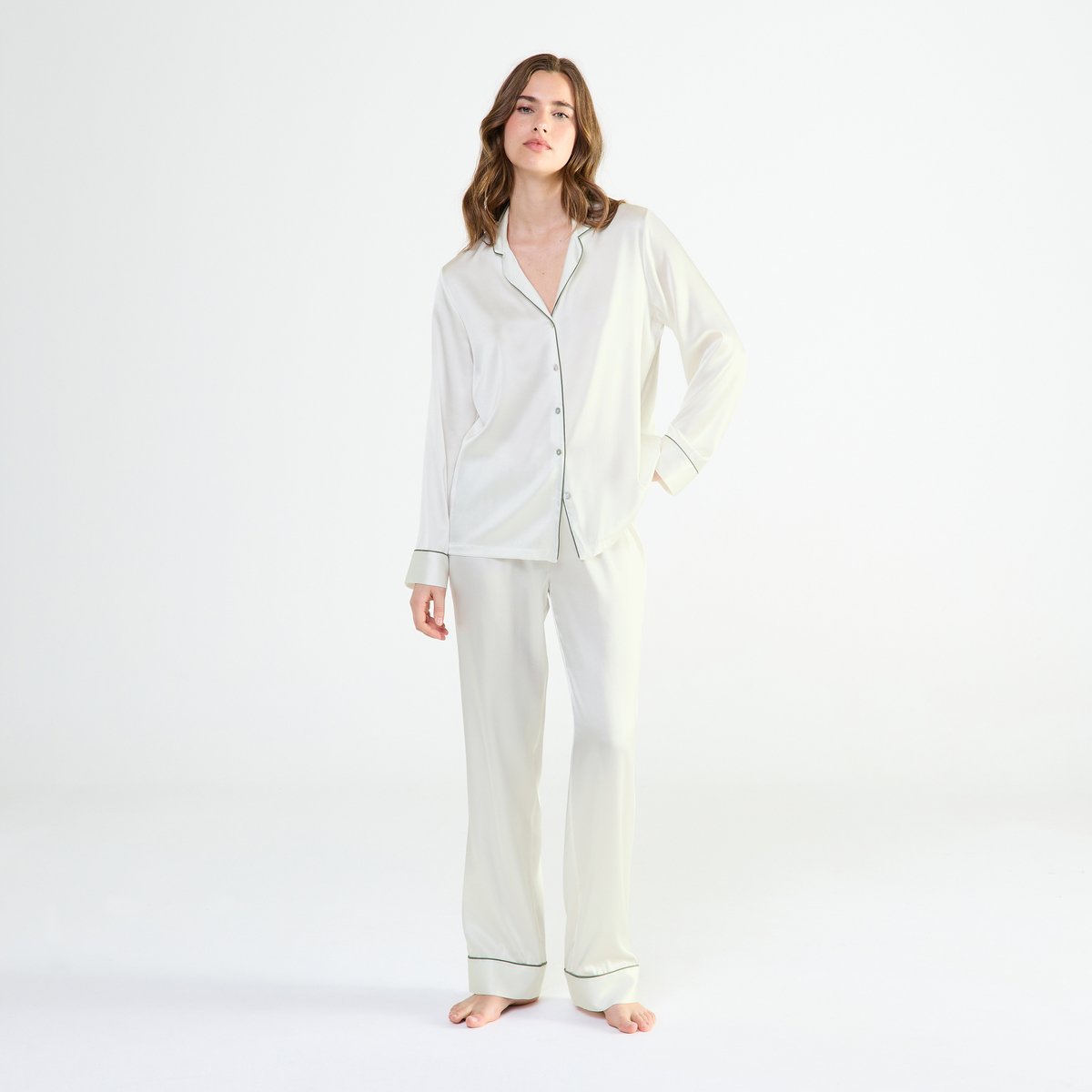 Pyjama col tailleur en satin de soie CONSTANCE ecru, LAURENCE TAVERNIER