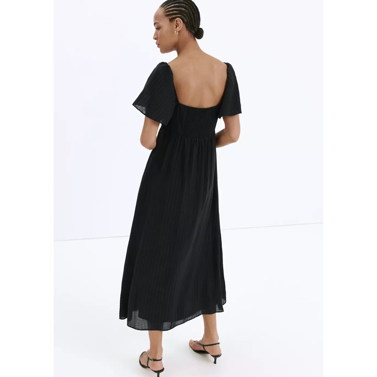 Robe texture avec détail froncé noir, MANGO