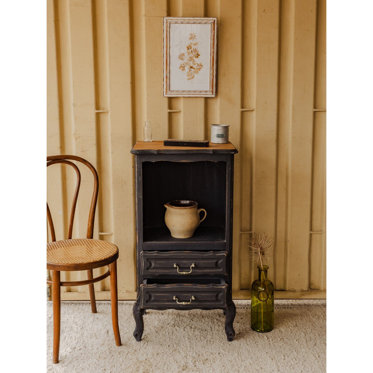 Petit buffet en bois noir Gilbert N°1882 - Bon état noir, DEBONGOUT