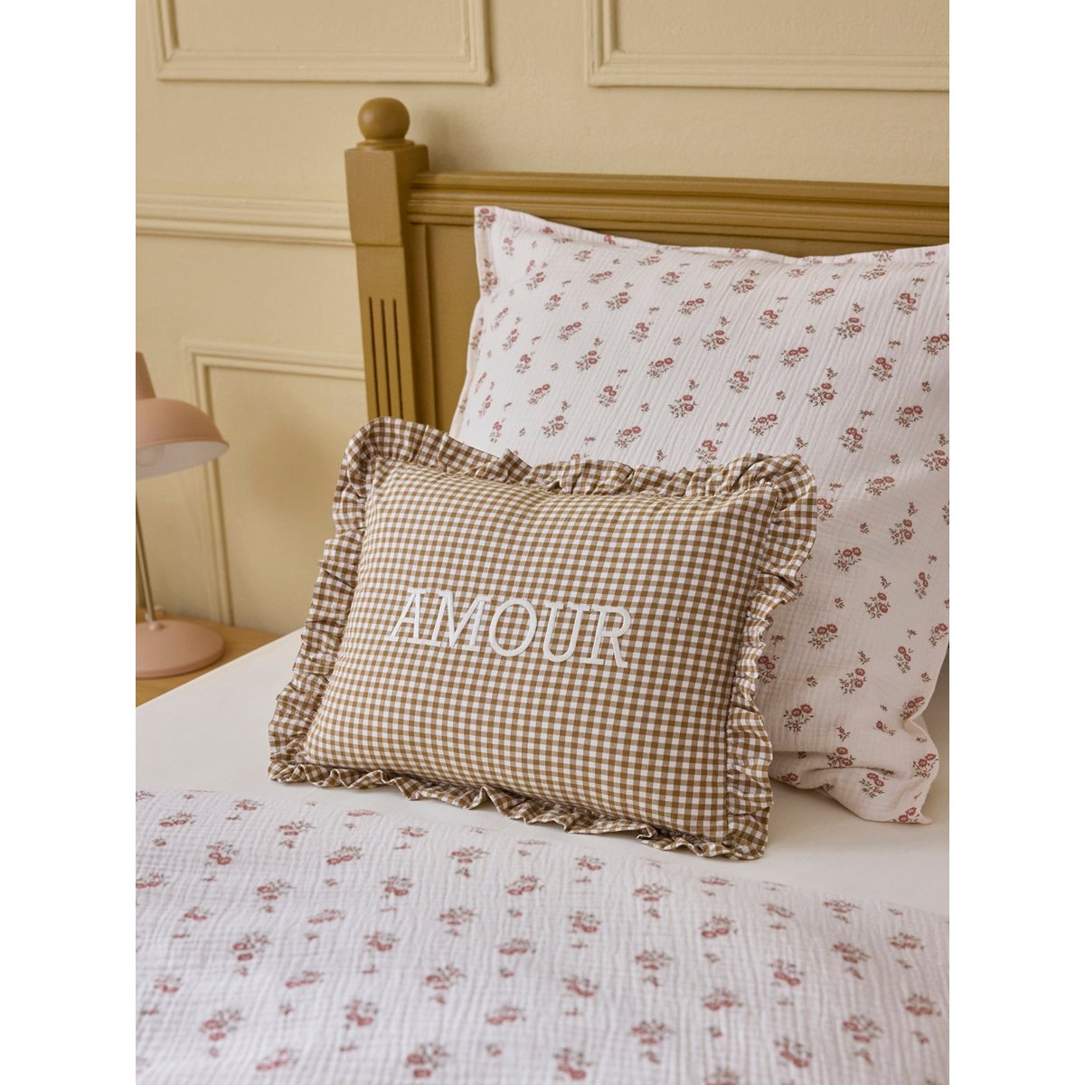 Coussin "Amour" imprimé vichy vichy curry, CYRILLUS